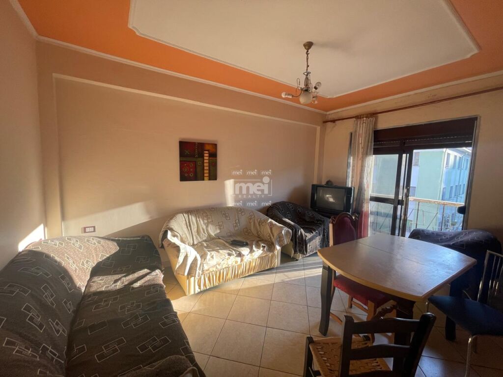 JEPET ME QIRA APARTAMENT 1+1 TEK GJYKATA! 3