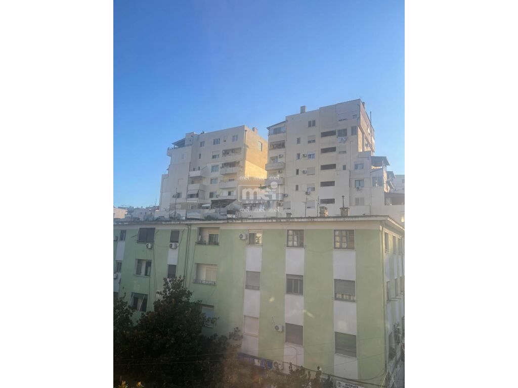 JEPET ME QIRA APARTAMENT 1+1 TEK GJYKATA! 8