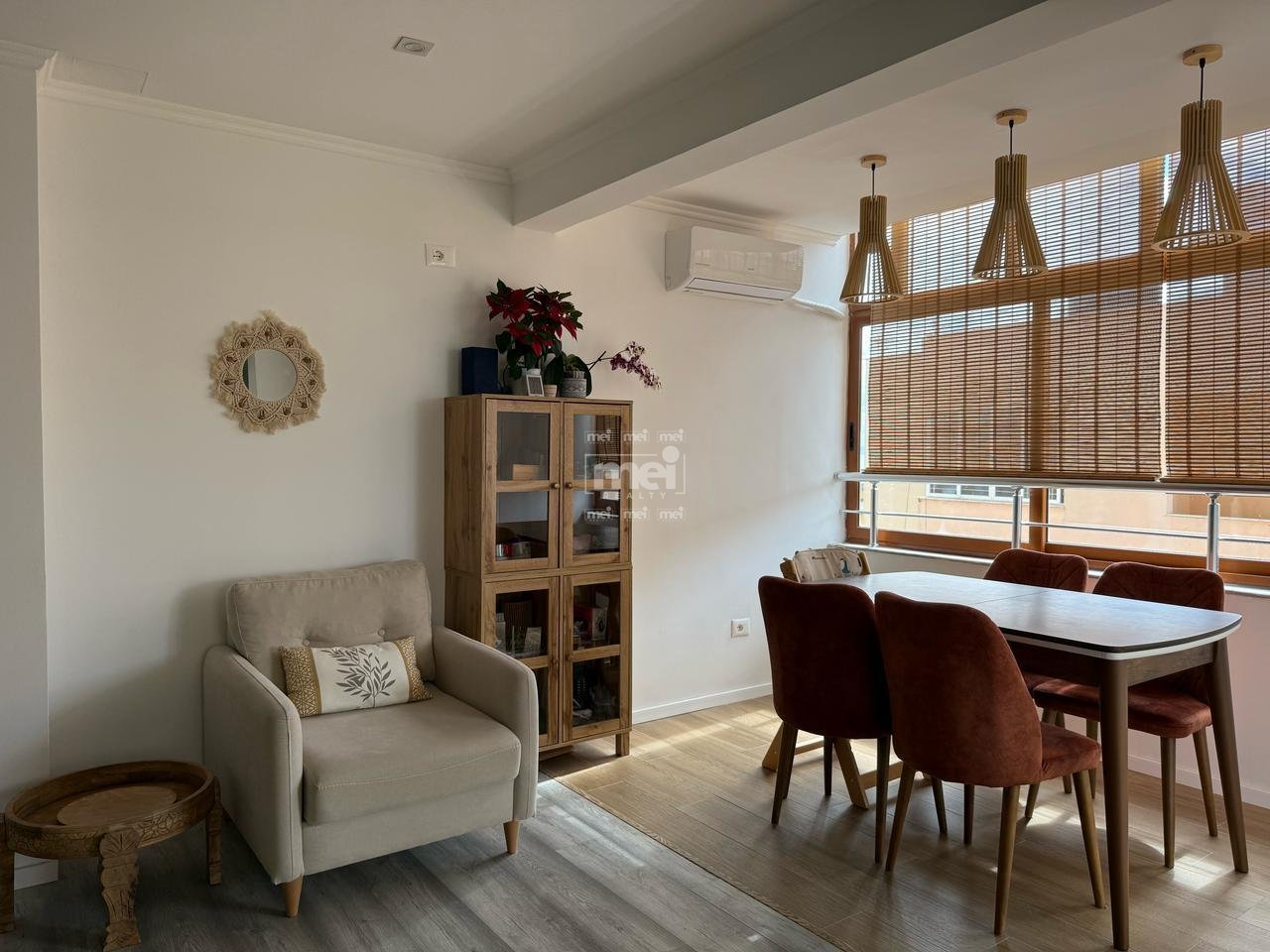 SHITET APARTAMENT 2+1ME PAMJE NGA DETI NE HEKURUDHA, PLAZH!