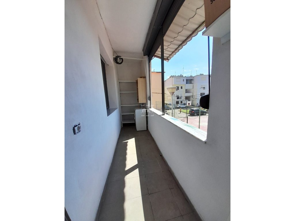 SHITET APARTAMENT 1+1 PRANE ZJARREFIKESES ! 5