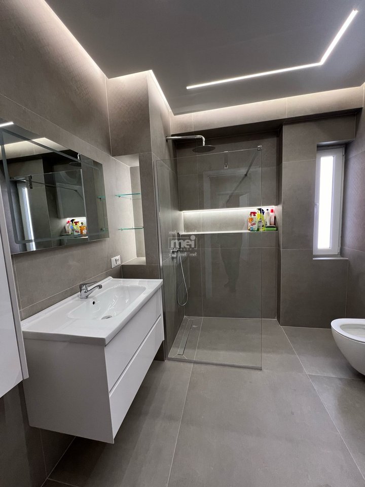 APARTMENT 2+1 FOR SALE AT VILA E ZOGUT!