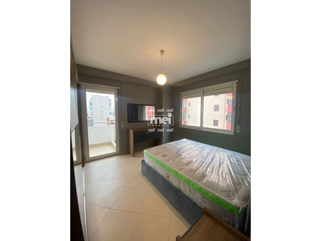 JEPET ME QIRA APARTAMENT 2+1+2 PRANE ISH RAJONIT! 1