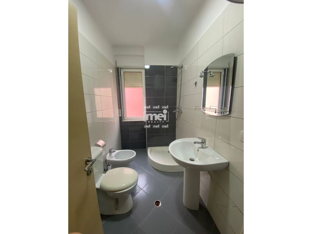 JEPET ME QIRA APARTAMENT 2+1+2 PRANE ISH RAJONIT! 8