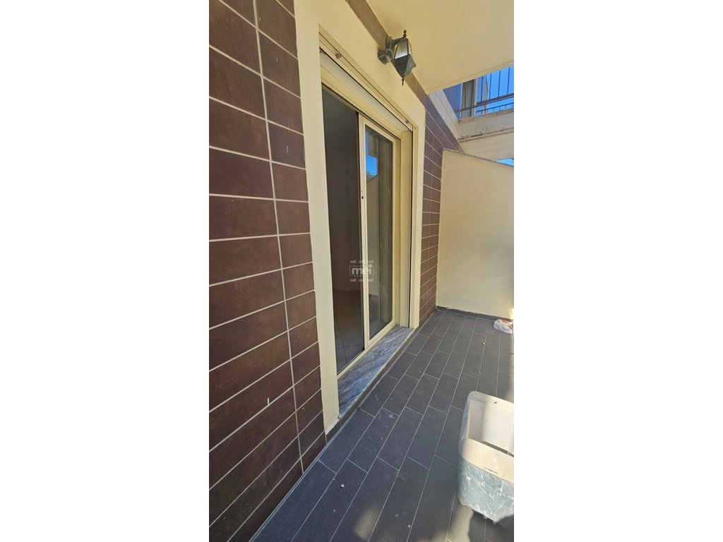 SHITET APARTAMENT 2+1 TEK VILA E ZOGUT 7