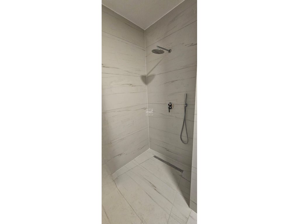 SHITET APARTAMENT 2+1 TEK VILA E ZOGUT 10