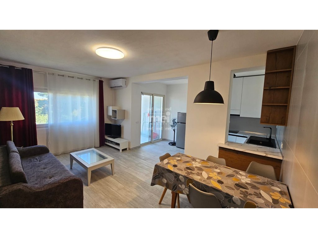 JEPET ME QIRA APARTAMENT 1+1 TEK VILA E ZOGUT 5