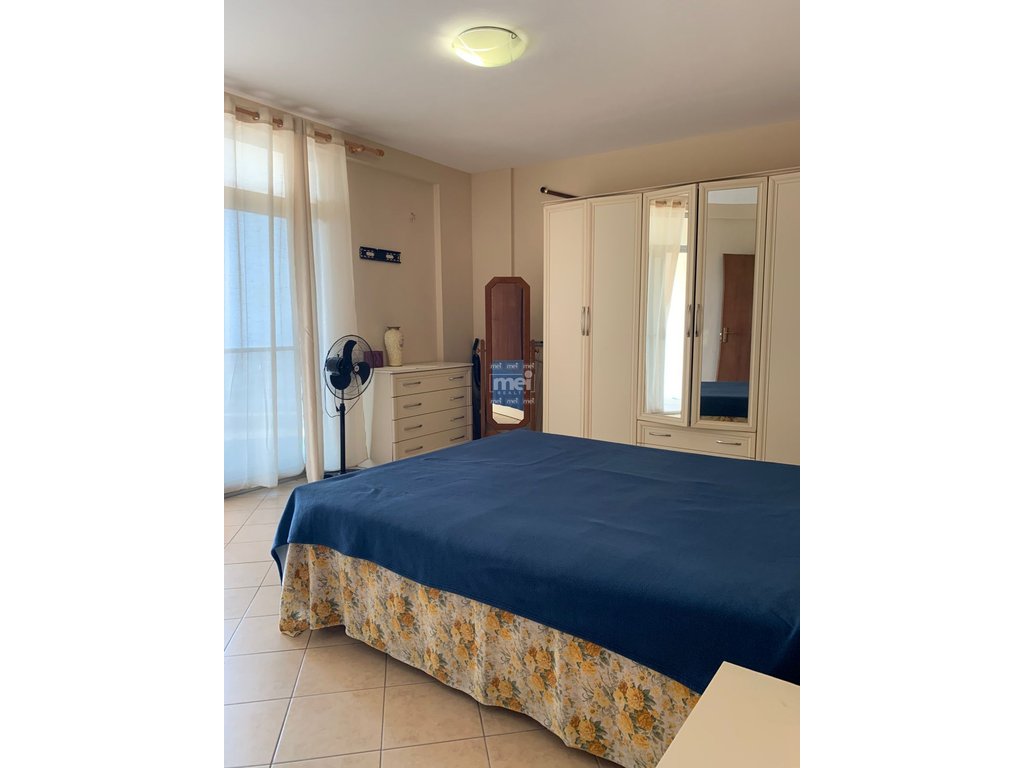 JEPET ME QIRA APARTAMENT ME PAMJE NGA DETI ! 4