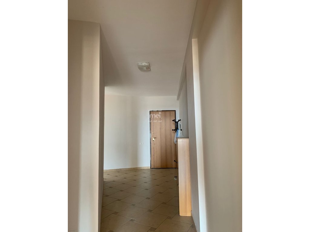 JEPET ME QIRA APARTAMENT ME PAMJE NGA DETI ! 8