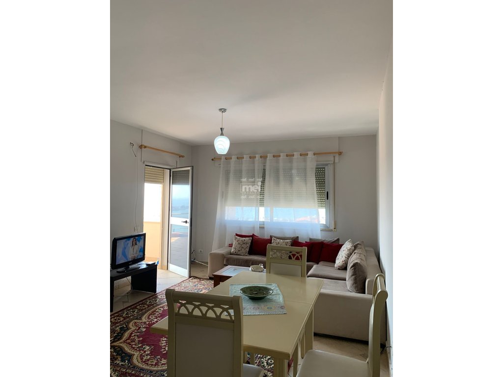 JEPET ME QIRA APARTAMENT ME PAMJE NGA DETI ! 3
