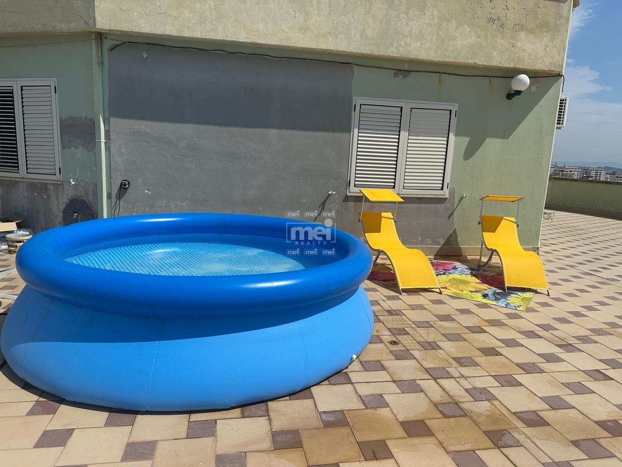 AFFITTASI APPARTAMENTO 1+1 NEL CENTRO DI DURAZZO!