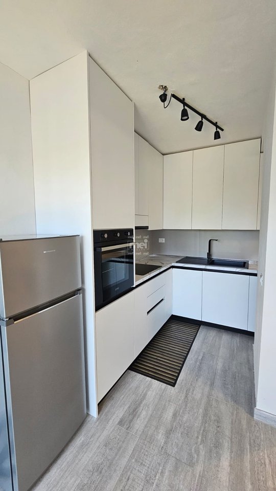 JEPET ME QIRA APARTAMENT 1+1 TEK VILA E ZOGUT