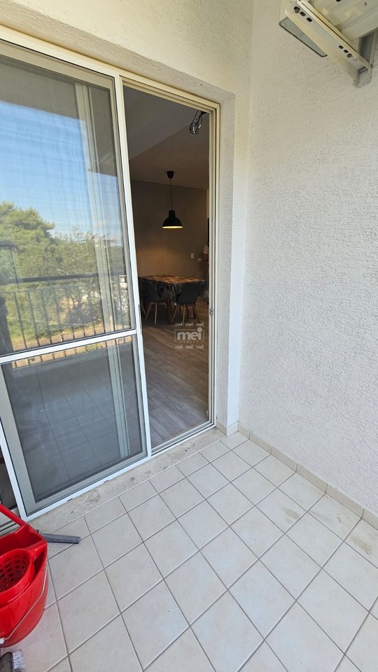 JEPET ME QIRA APARTAMENT 1+1 TEK VILA E ZOGUT