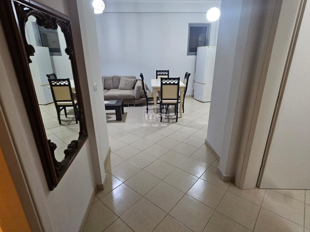 JEPET ME QIRA APARTAMENT 1+1 TE GJYKATA !