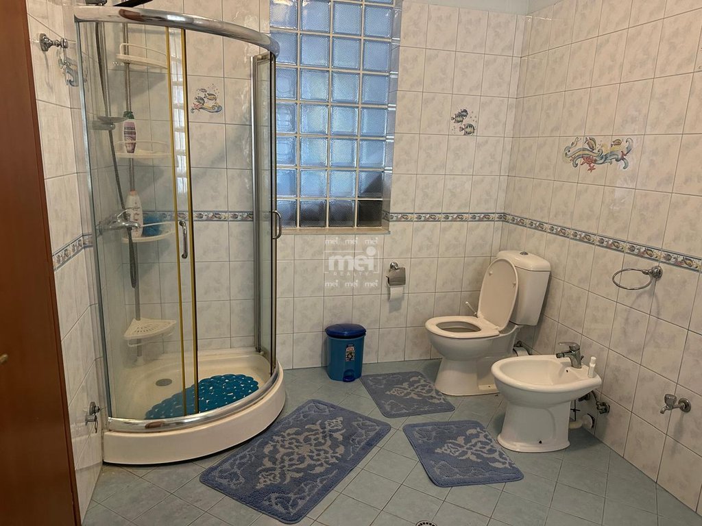 JEPET ME QIRA APARTAMENT 2+1 NE QENDER TE DURRESIT !