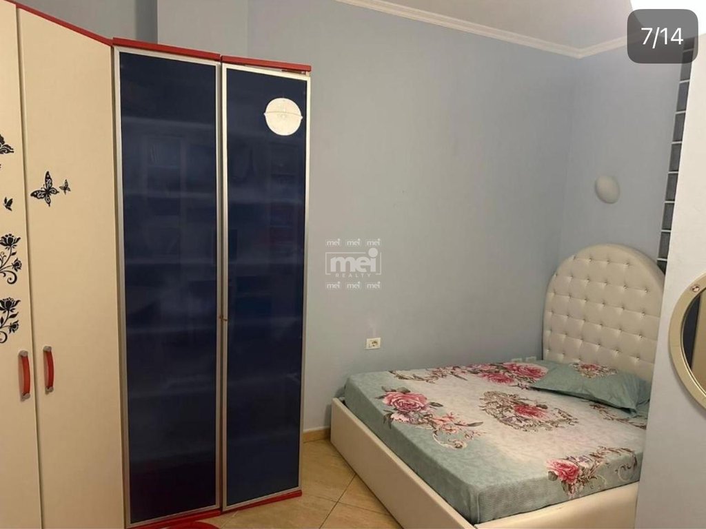 JEPET ME QIRA APARTAMENT 2+1 NE QENDER TE DURRESIT !