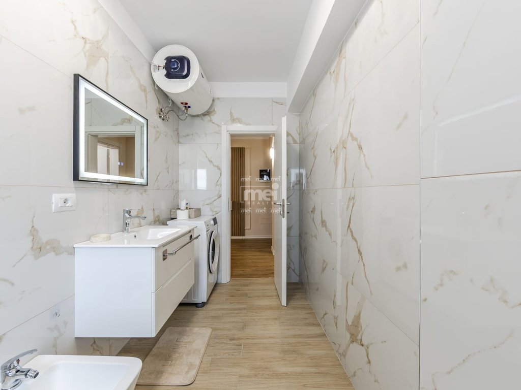 SHITET APARTAMENT 2+1 TE RRUGA E RE E PORTIT! 4