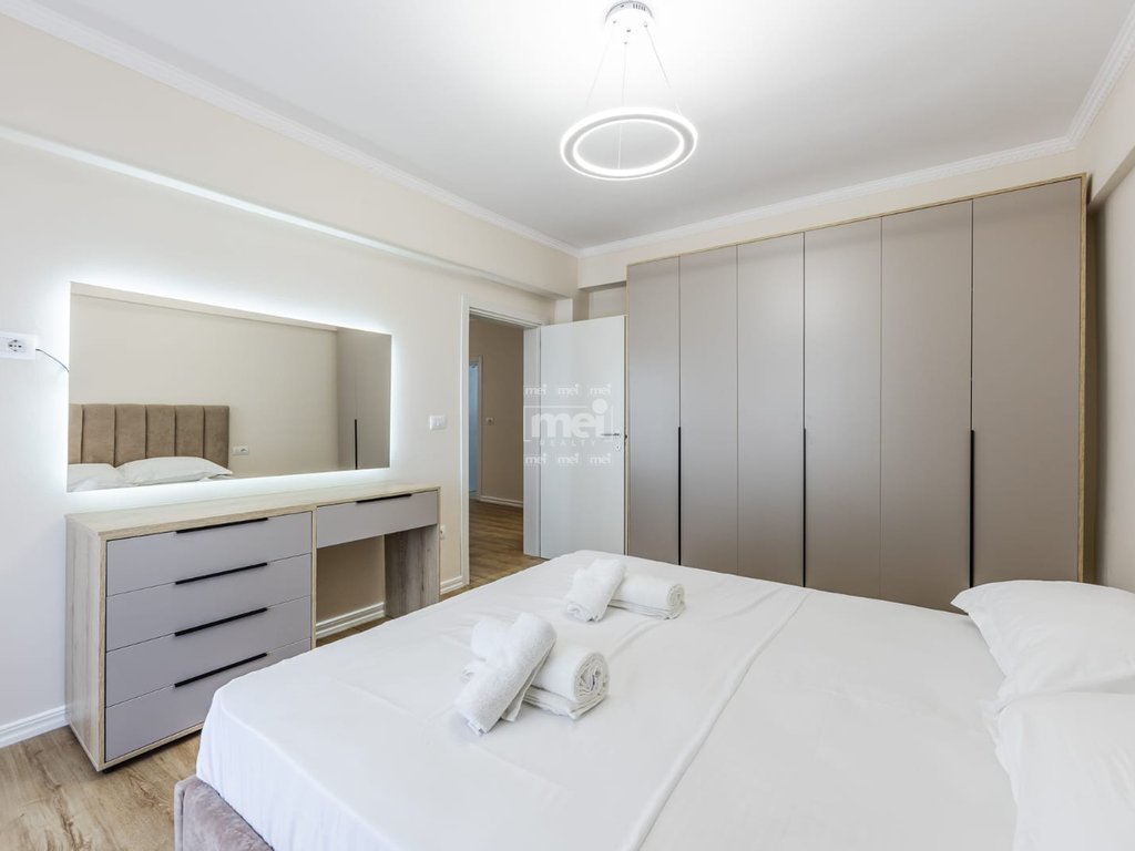 SHITET APARTAMENT 2+1 TE RRUGA E RE E PORTIT! 8