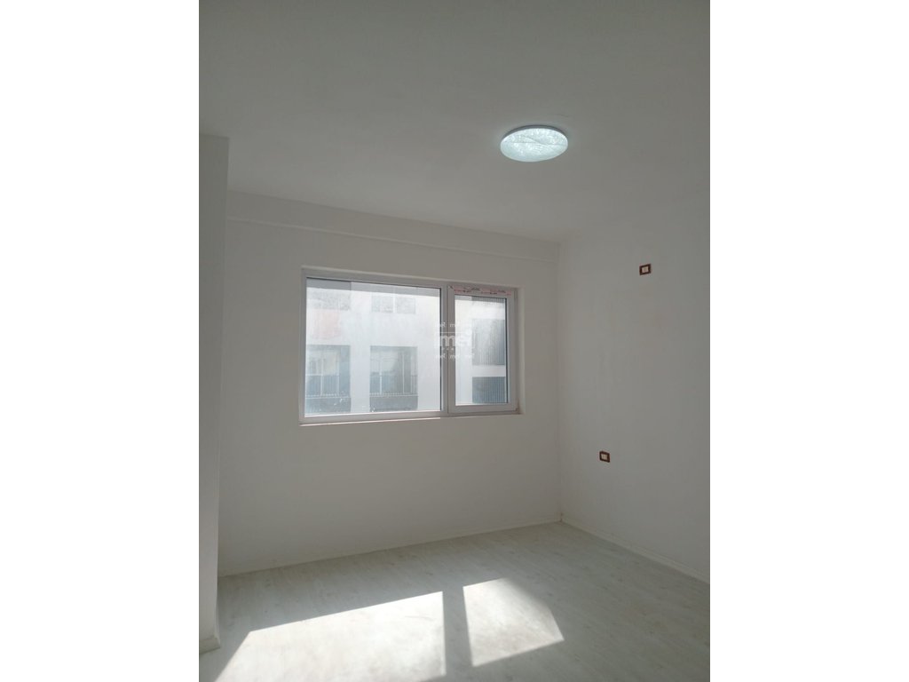 JEPET ME QIRA APARTAMENT 3+1+2 PRANE UJESJELLESIT! 3