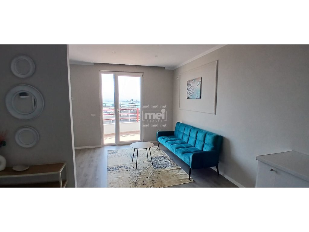 SHITET APARTAMENT 1+1 ME PAMJE NGA DETI PRANE STACIONIT TE TRENIT! 2