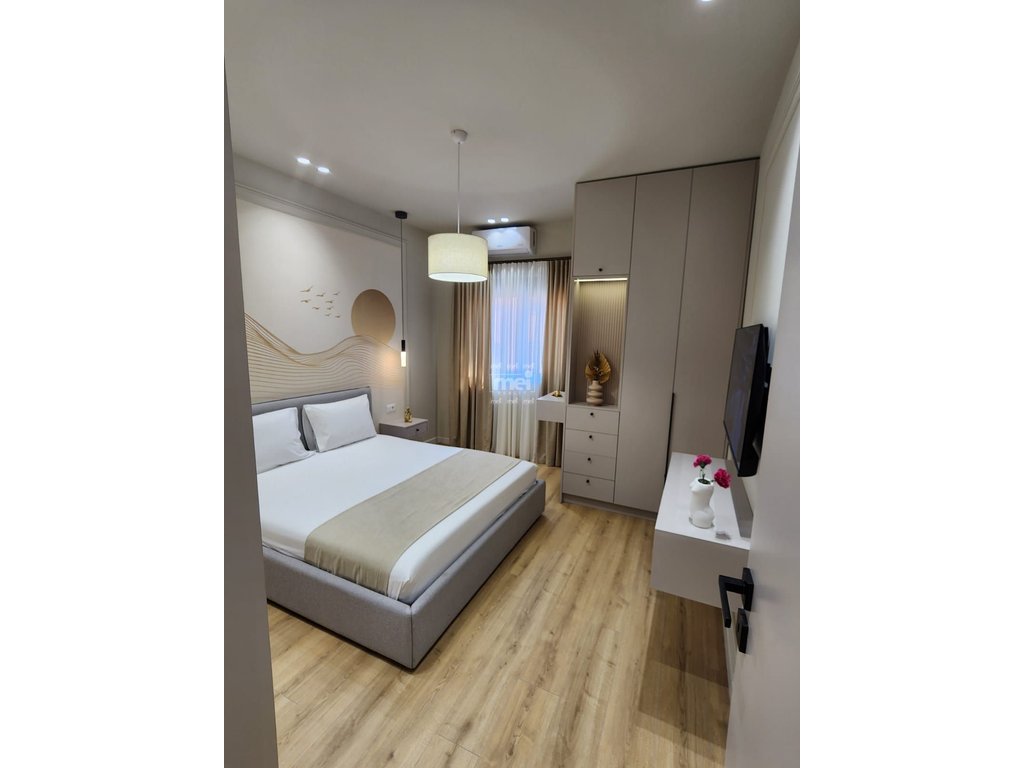 SHITET APARTAMENT 1+1 TE ILIRIA PLAZH! 11