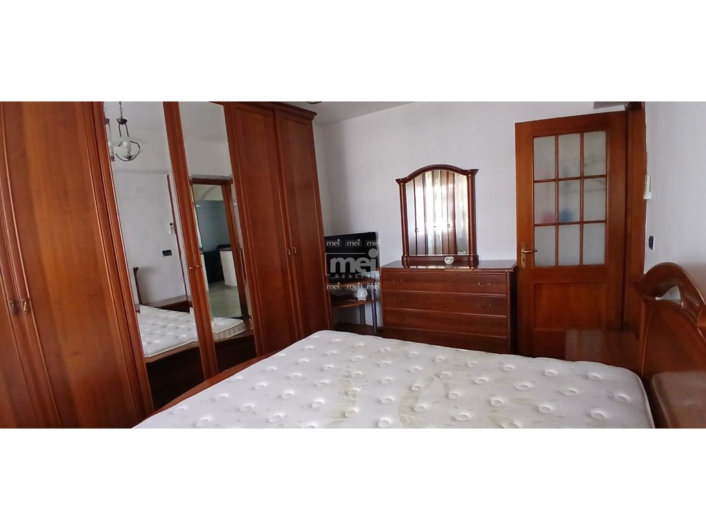 JEPET ME QIRA APARTAMENT 3+1 PRANE STACIONIT TE TRENIT! 8
