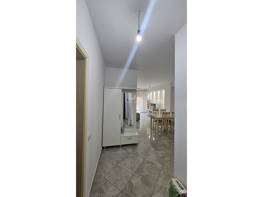 JEPET ME QIRA APARTAMENT 1+1 TEK ISH PARKU AUTOBUZAVE 3