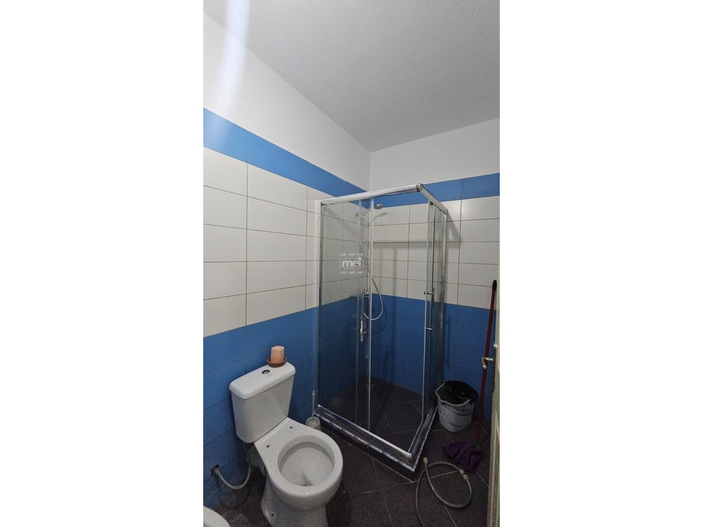 JEPET ME QIRA APARTAMENT 1+1 TEK ISH PARKU AUTOBUZAVE 6
