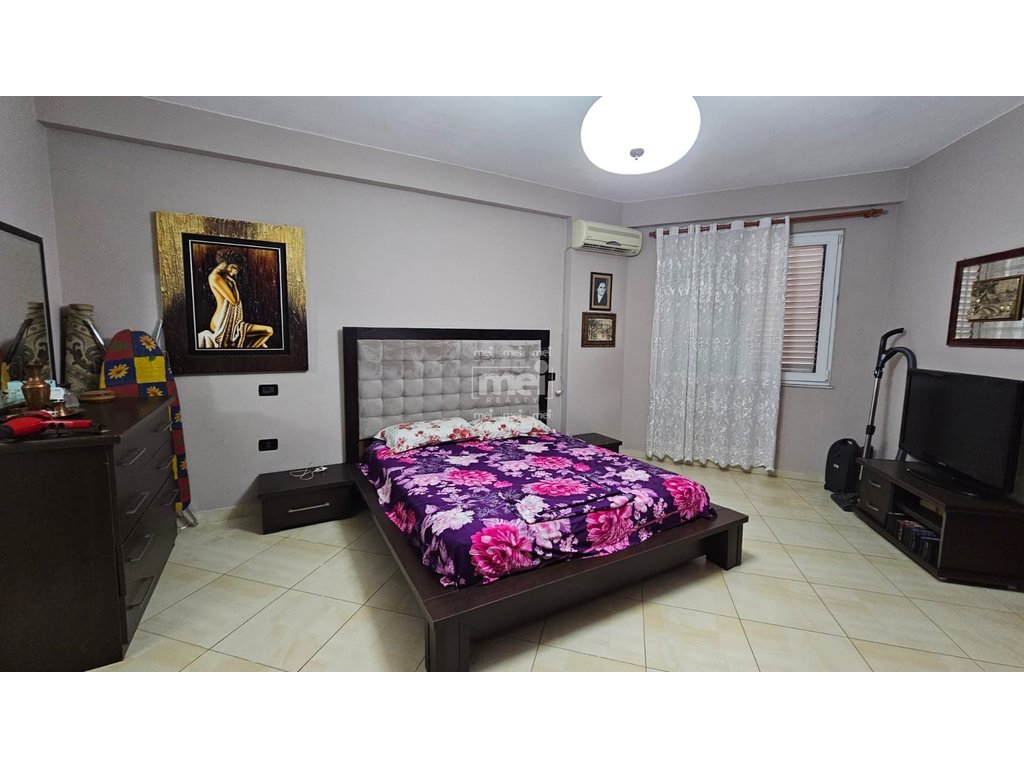 SHITET APARTAMENT 2+1+2 TEK PALLATI I SPORTIT! 6