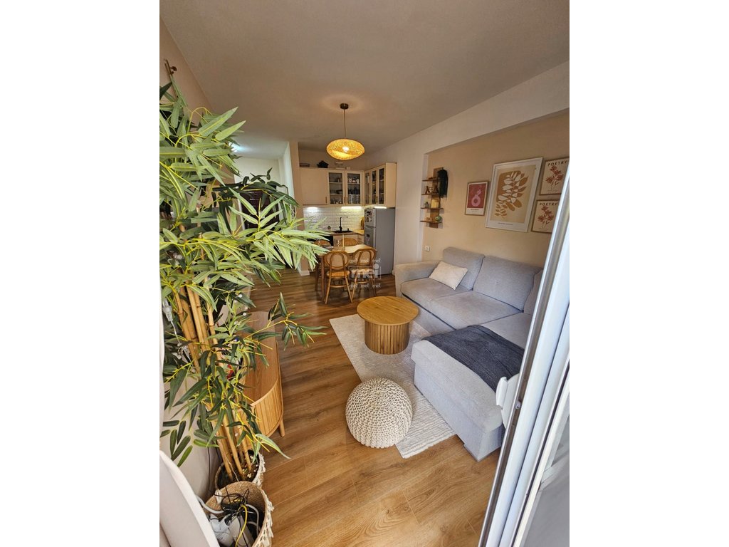 SHITET APARTAMENT 1+1 NE SHKEMB KAVAJE! 1
