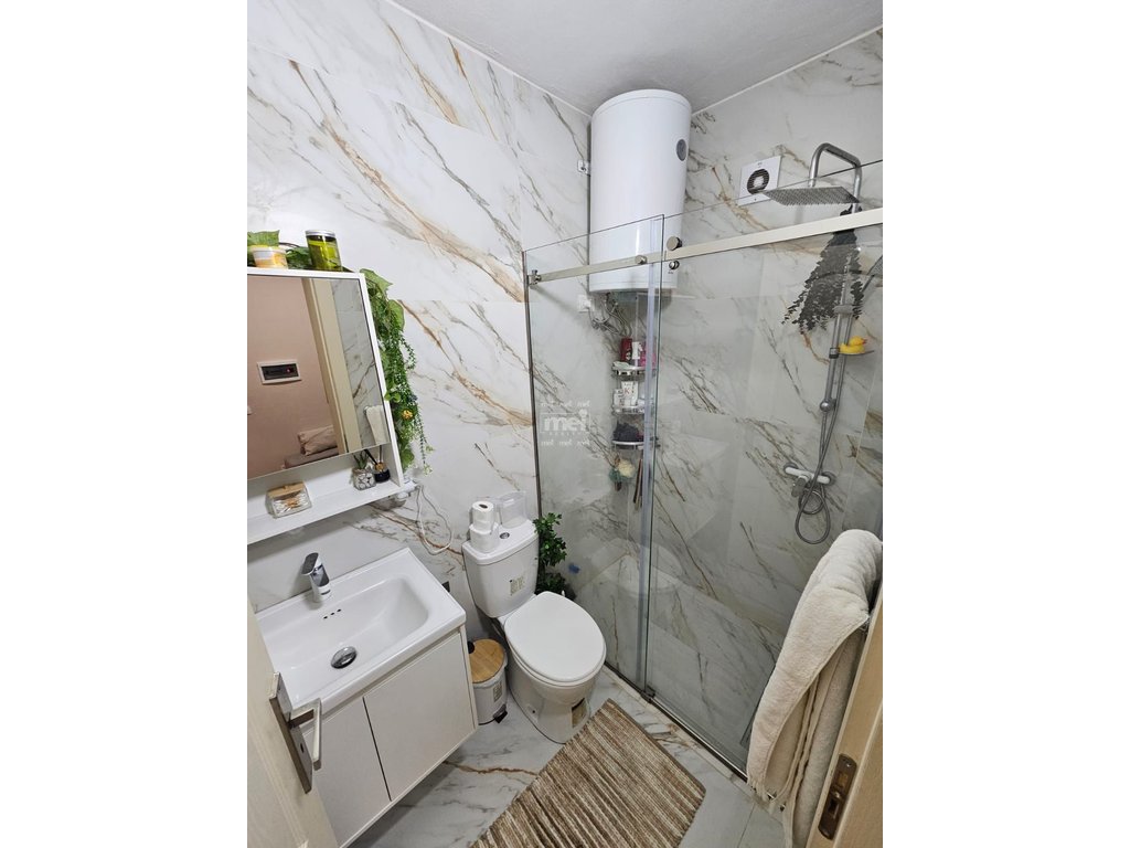 SHITET APARTAMENT 1+1 NE SHKEMB KAVAJE! 9