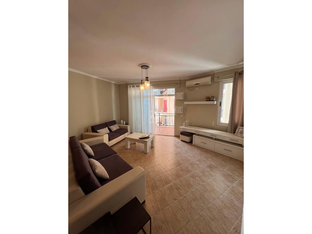 SHITET APARTAMENT 1+1 NE SHKEMB KAVAJE ME PAMJE DETI! 1