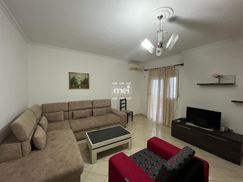 JEPET ME QIRA APARTAMENT 1+1 TEK RROTA KUQE ME PAMJE NGA DETI 4