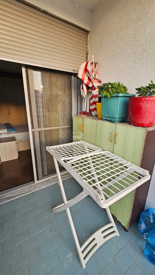 JEPET ME QIRA APARTAMENT 2+1 TEK ISH URT-ja!