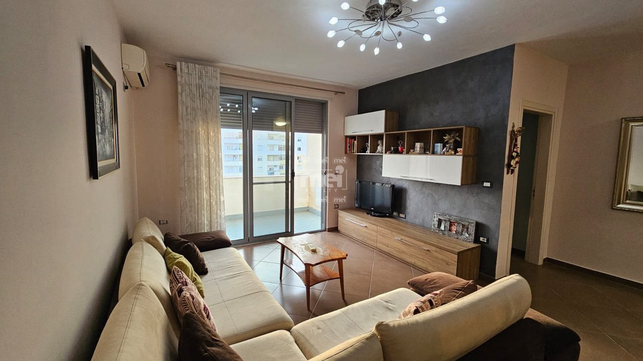 JEPET ME QIRA APARTAMENT 2+1 TEK ISH URT-ja!