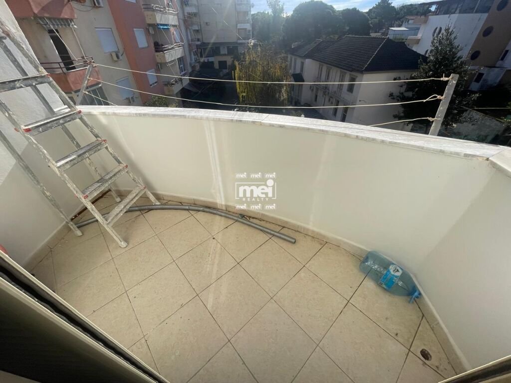 SHITET APARTAMENT 1+1 MALI ROBIT!