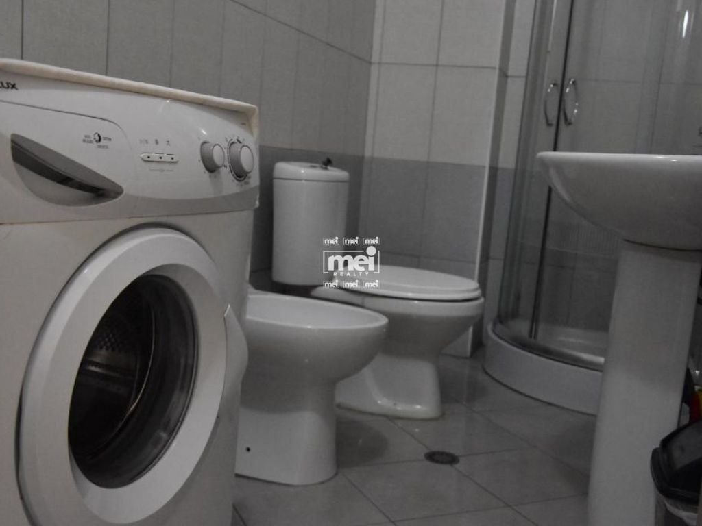 JEPET ME QIRA APARTAMENT 1+1 TEK RROTA KUQE
