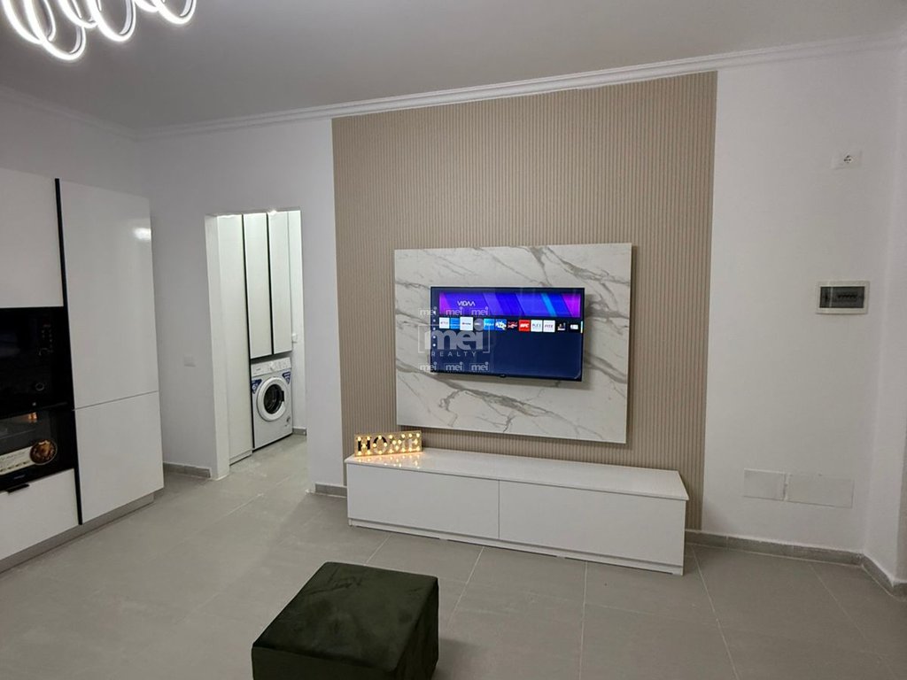 SHITET APARTAMENT 1+1 NE SHKEMB KAVAJE !