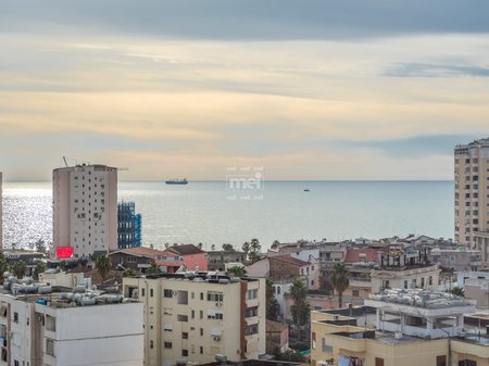 JEPET ME QIRA APARTAMENT 1+1 NE QENDER TE QYTETIT!