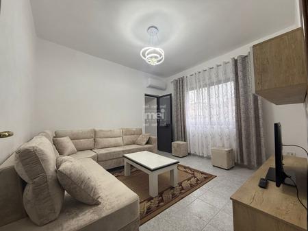 JEPET ME QIRA APARTAMENTI 1+1 PERBALL SHKOLLES KUSHTRIMI LIRISE!