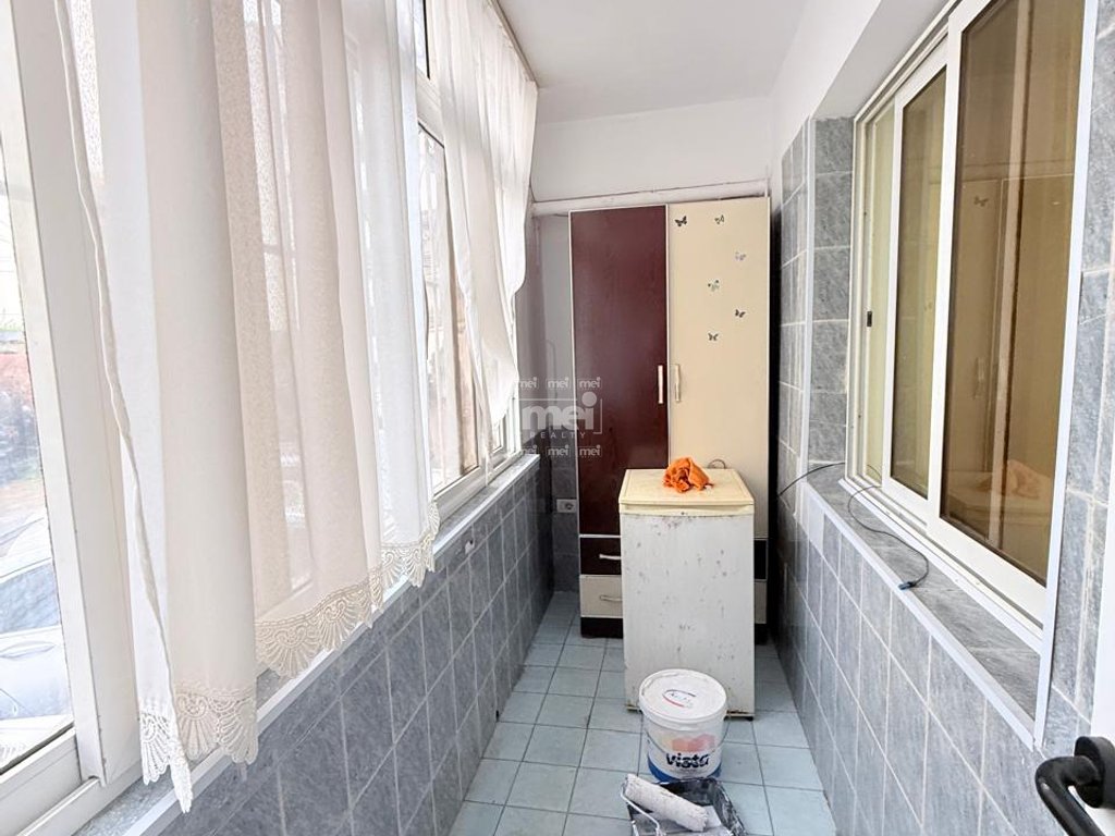 JEPET ME QIRA APARTMENT PER AMBIENT BIZNESI NE QENDER!