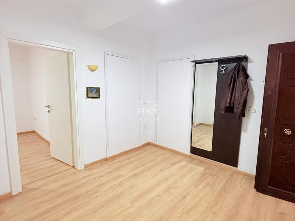 JEPET ME QIRA APARTMENT PER AMBIENT BIZNESI NE QENDER!