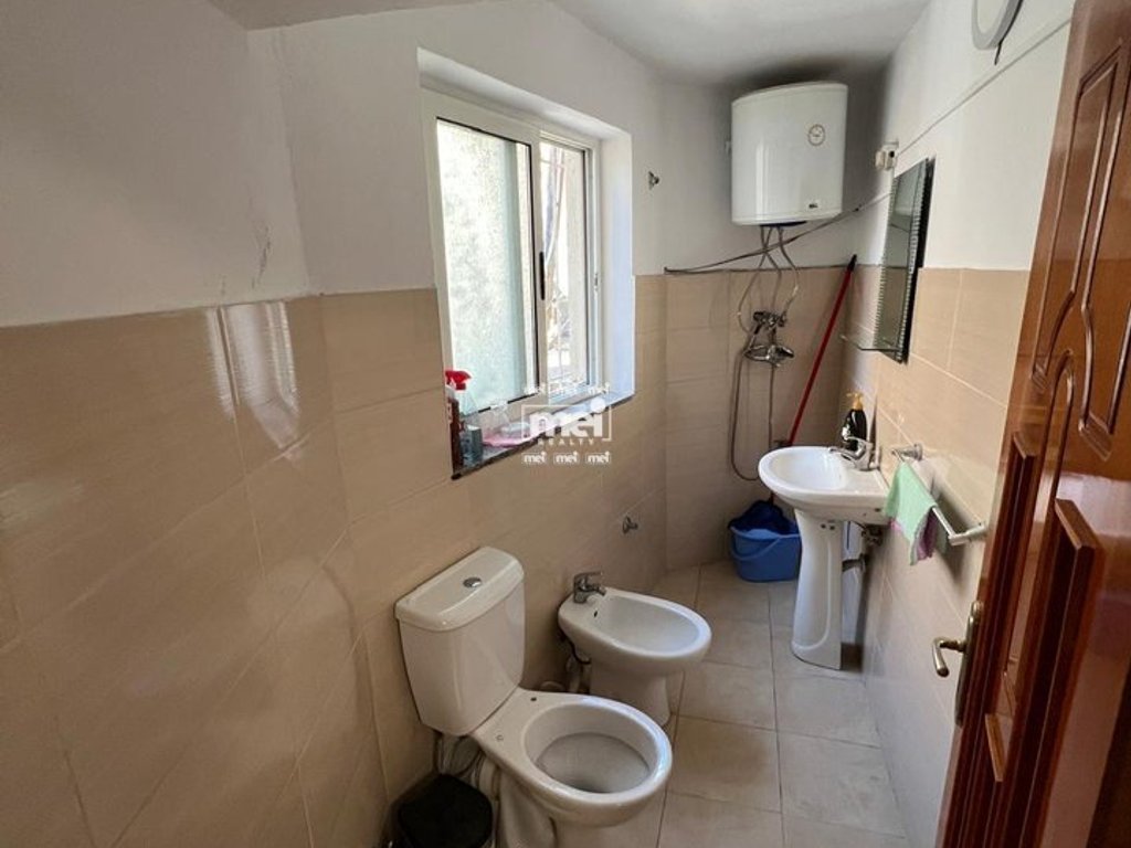 JEPET ME QIRA AMBIENT BIZNESI NE QENDER!