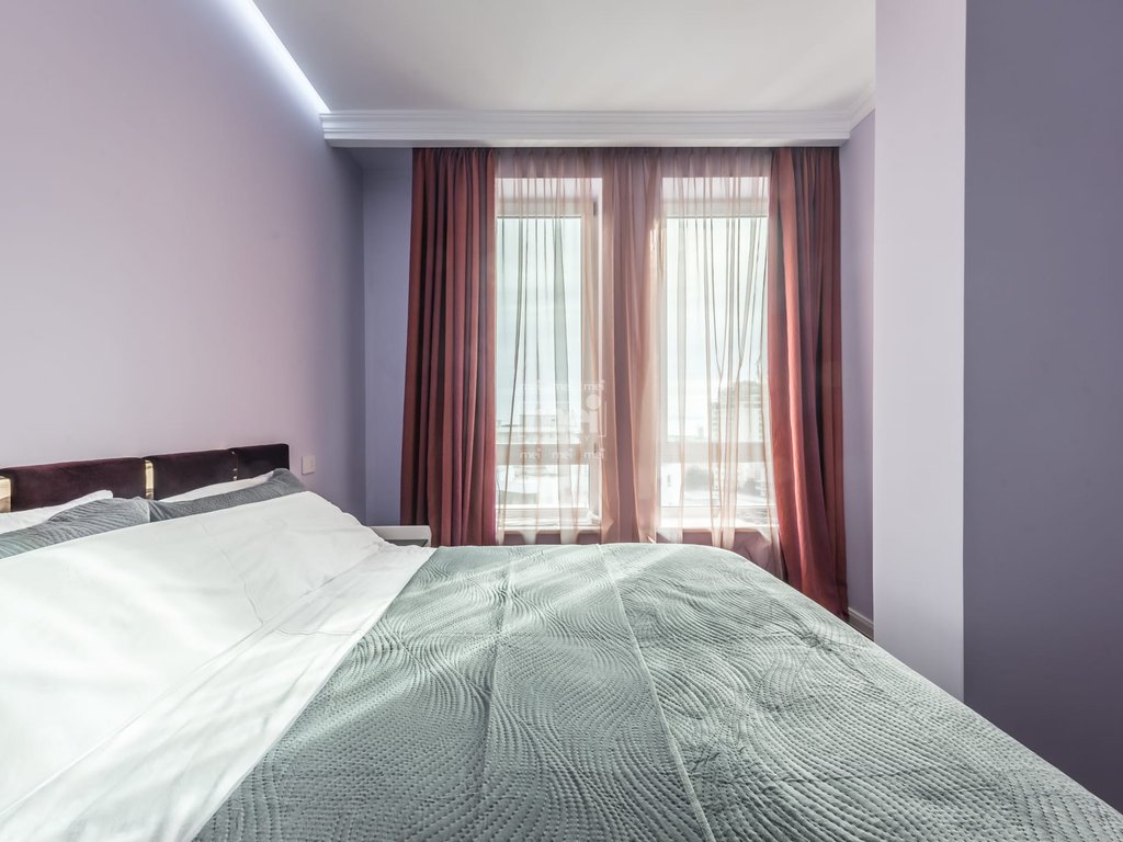 JEPET ME QIRA APARTAMENT 1+1 NE QENDER TE QYTETIT!