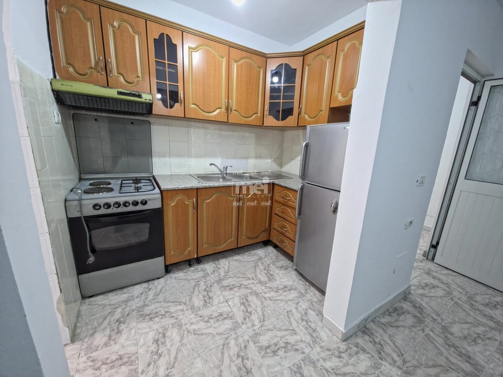 JEPET ME QIRA APARTAMENT 2+1 PRANE KOPSHTIT SOROS!