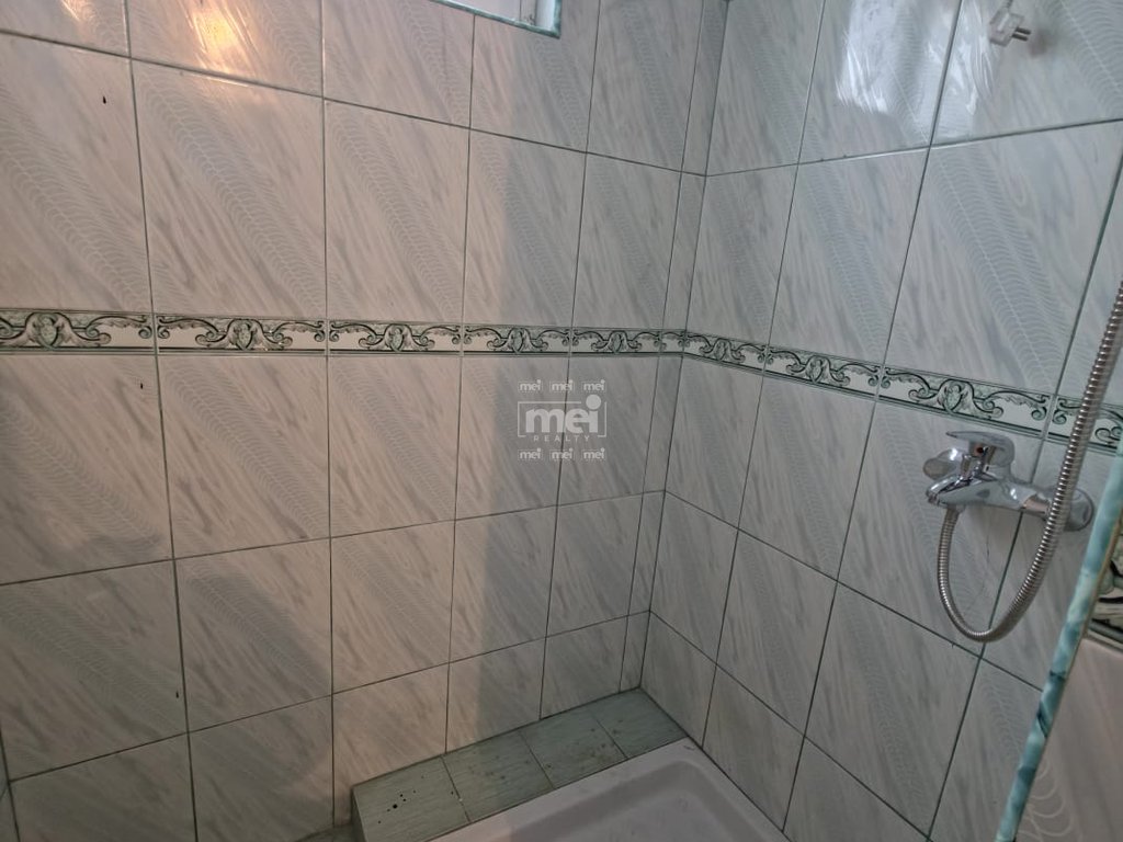 JEPET ME QIRA APARTAMENT 2+1 PRANE KOPSHTIT SOROS!