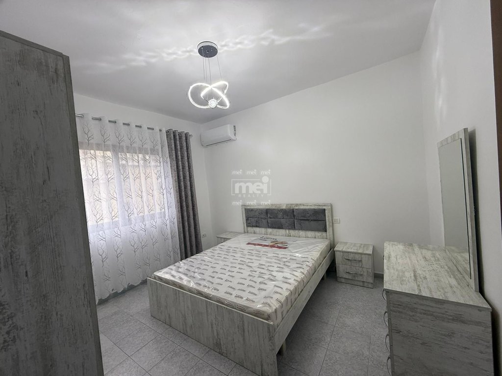 JEPET ME QIRA APARTAMENTI 1+1 PERBALL SHKOLLES KUSHTRIMI LIRISE!