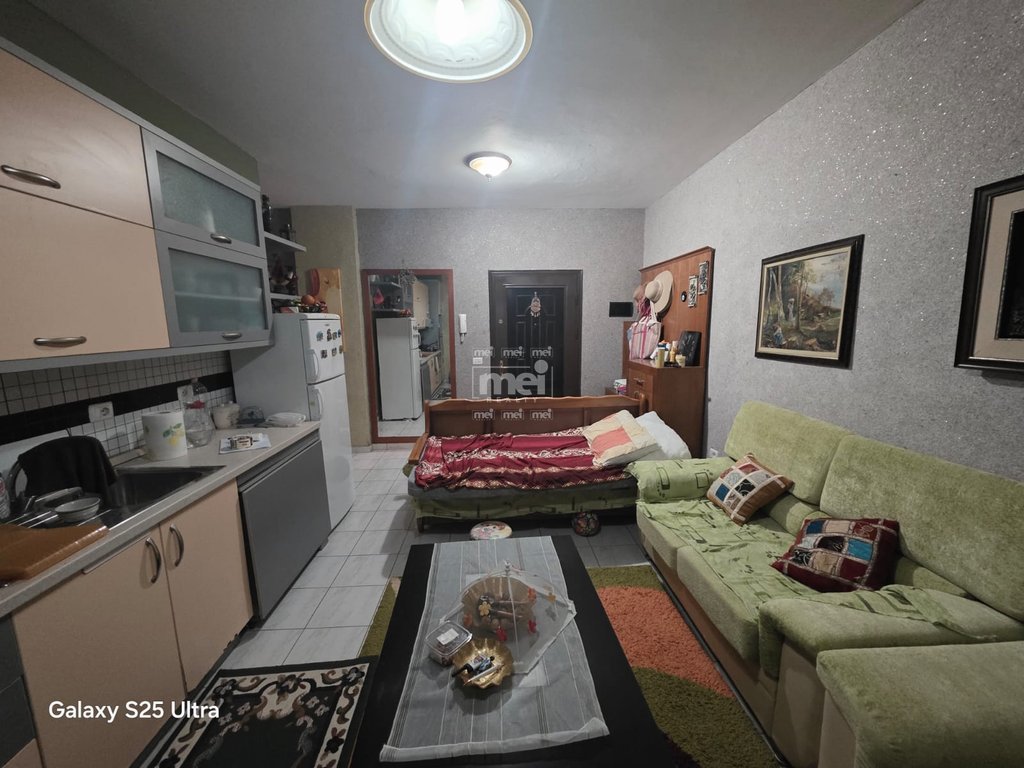 SHITET APARTAMENT 1+1 PRANE HOTEL MAJESTIC TE SHKEMBI KAVAJES!