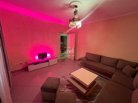JEPET ME QIRA APARTAMENT 2+1TEK GJYKATA!