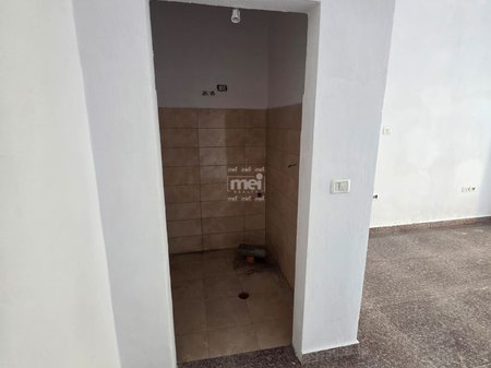 SHITET GARAZHD NE PLAZH !