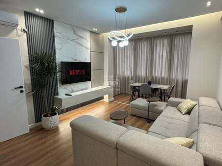 SHITET APARTAMENT 1+1 TEK KOMPLEKSI FLORIDA  ,PLAZH DURRES!